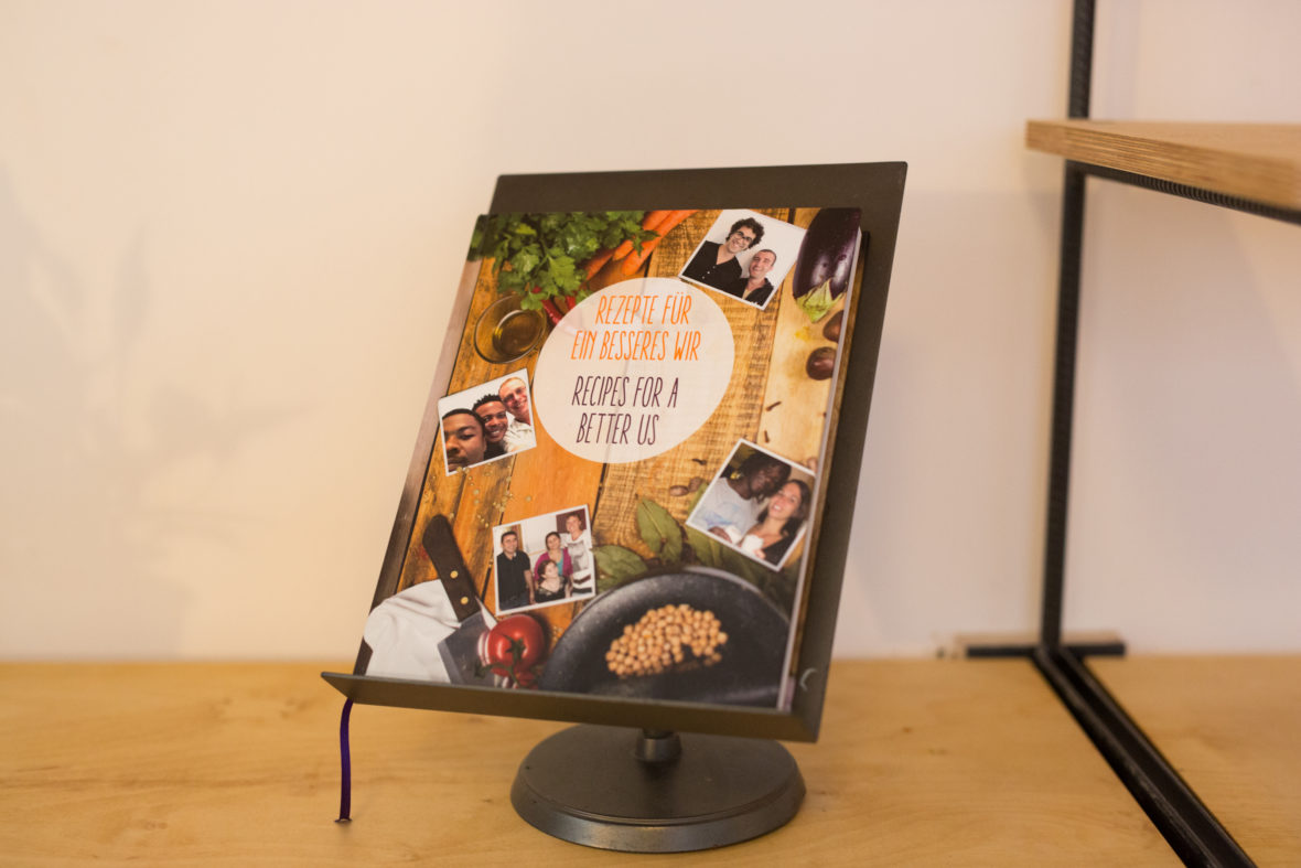 Das Buch Rezepte für ein besseres Wir.