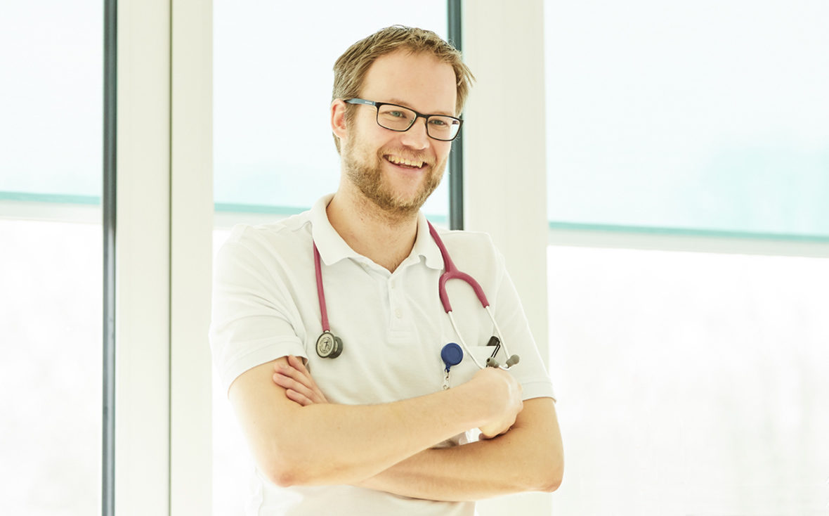 Dr. Schwering spricht über die Enzymthearpie bei NCL-2-Patienten