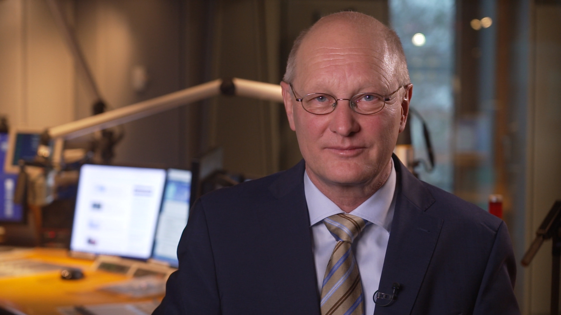 NDR-Intendant Joachim Knuth blickt auf 2020 zurück und präsentiert die diesjährigen Förderungen der Deutsche Fernsehlotterie