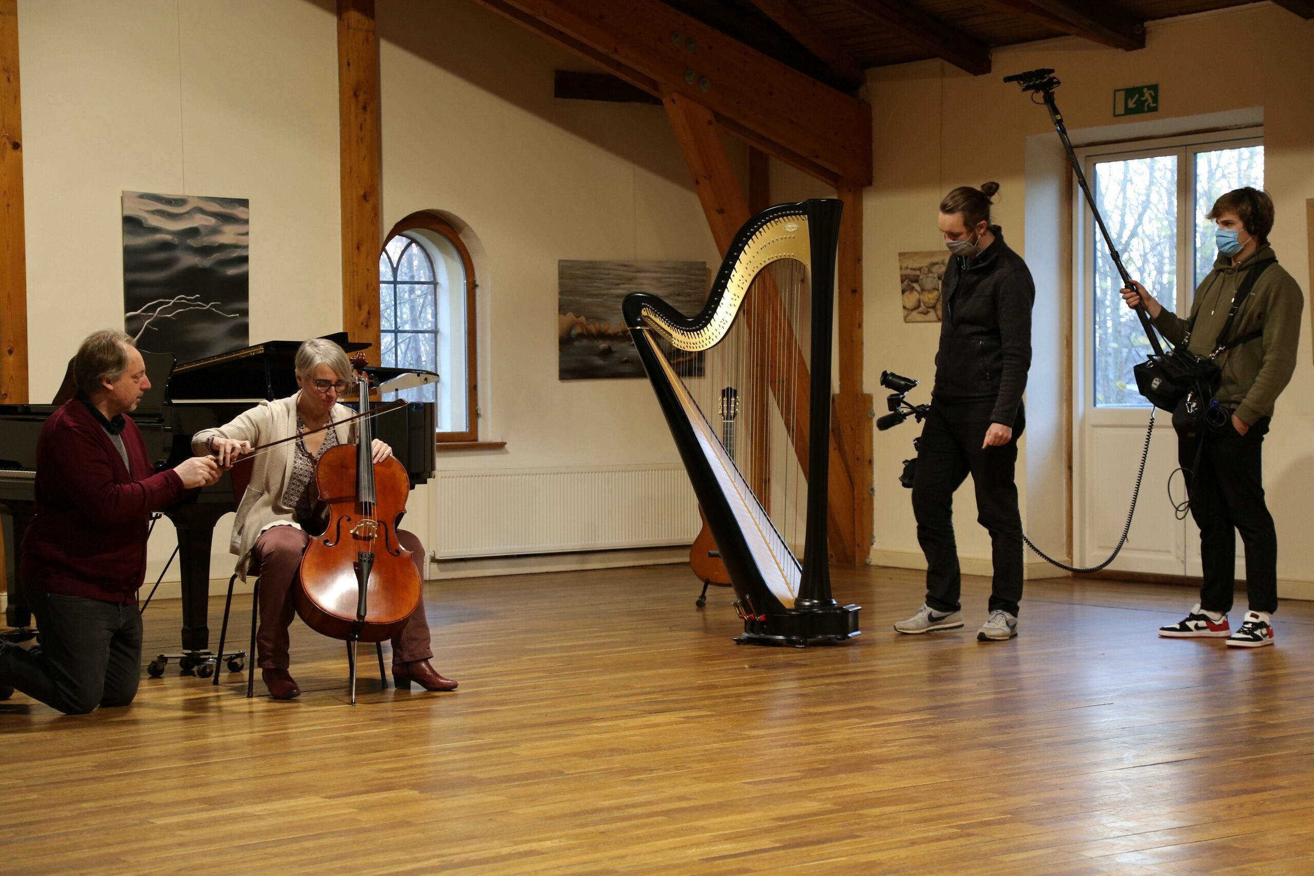 Beim Dreh wurde auch eine Schnupperstunde Musikunterricht besucht. Bild: K9/Ingrid Ebinal